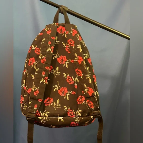 Vaschy Black Backpack with Red Roses - Picture 2 of 8